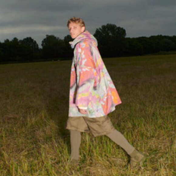 H&M Innovation CoExist Story Multicolored Nylon Anorak Popover Jacket - Picture 2 of 10